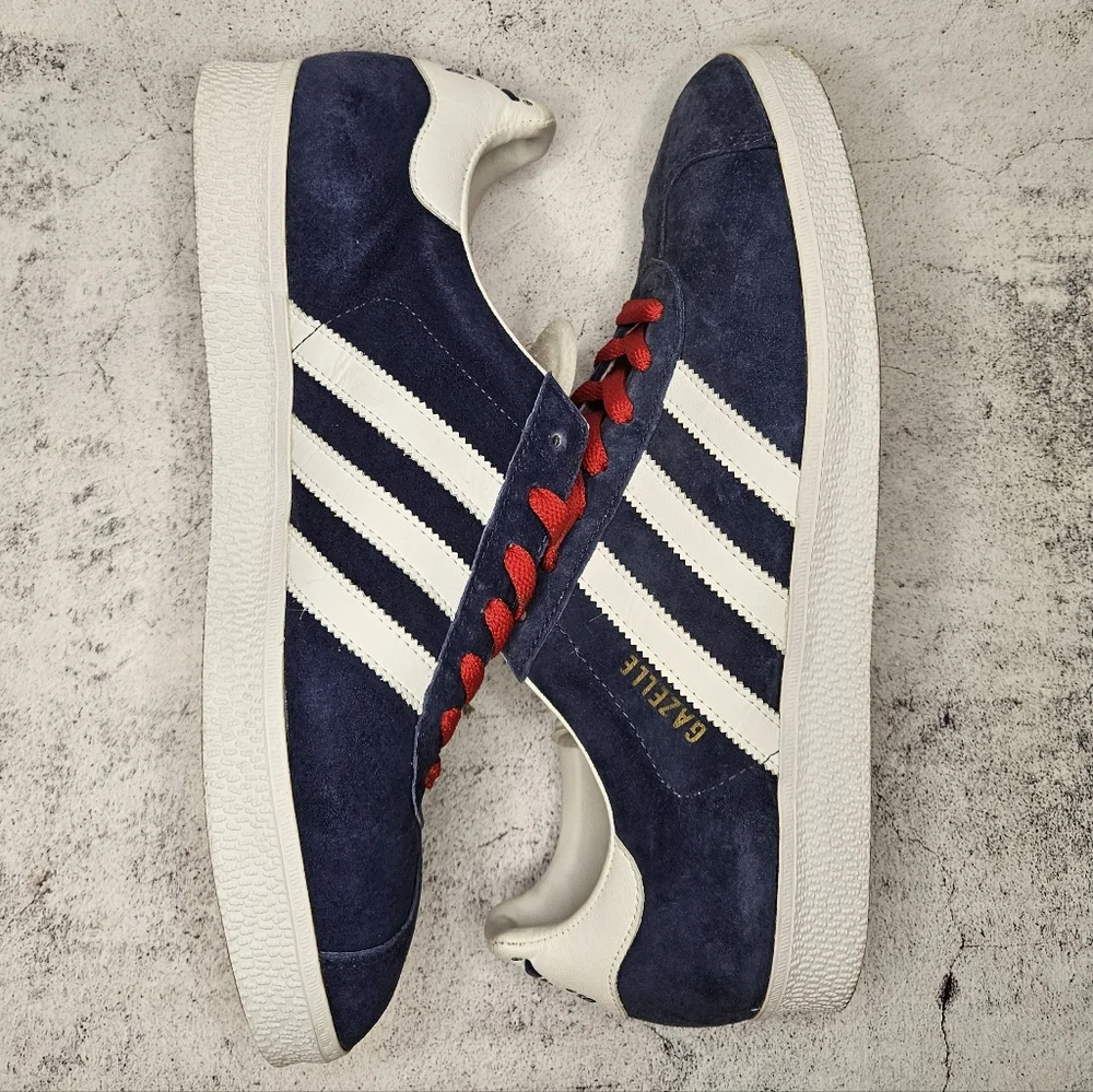 Vintage 2002 Adidas Suede Gazelles / Mens Size 10.5 / Blue & White - Picture 9 of 10